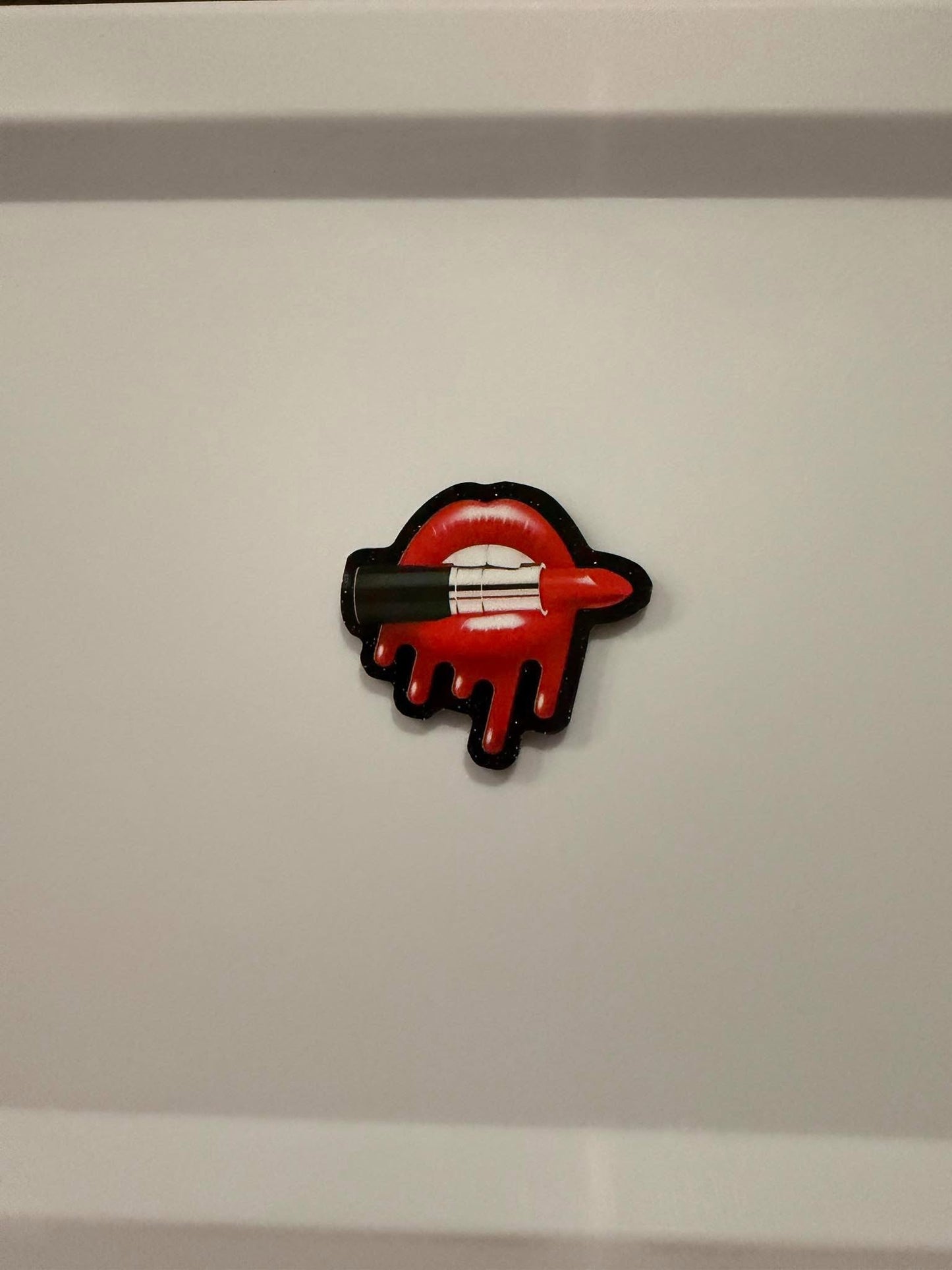 Magnetic Pop Grip (for phone/kindle)