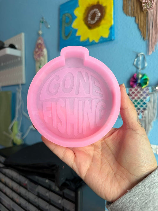 Destash- gone fishing mold (new- never used)